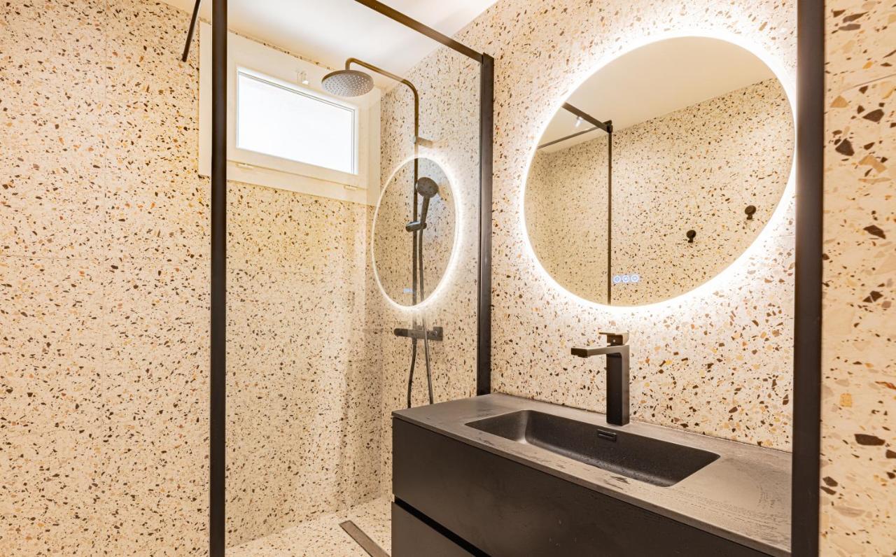 Le Pop Flat By Winkyhouse Cassis